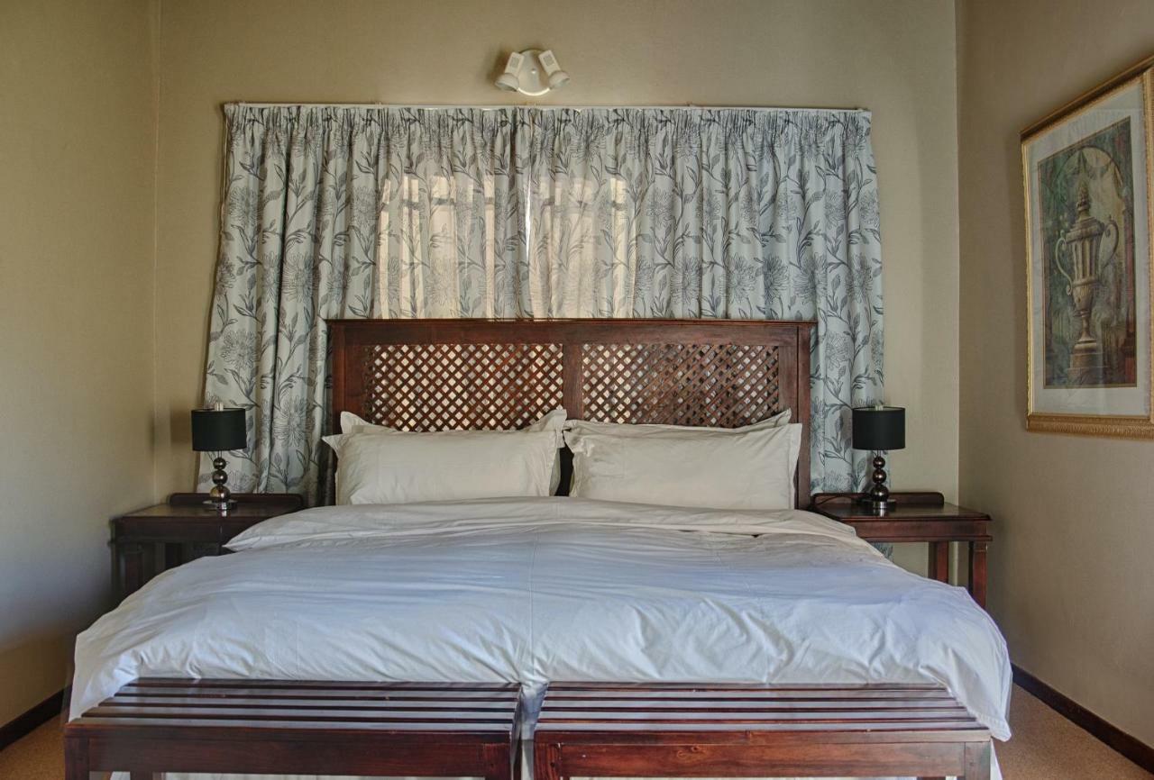Rooiberg Lodge Van Wyksdorp ภายนอก รูปภาพ